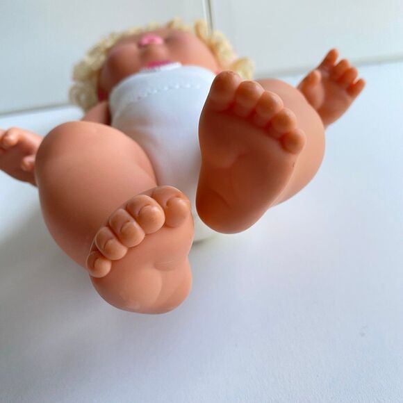 Baby Sparkles Mattel Doll Vintage 1989 lights up‎ Twinkles 14" tall Works 9V - Picture 6 of 10